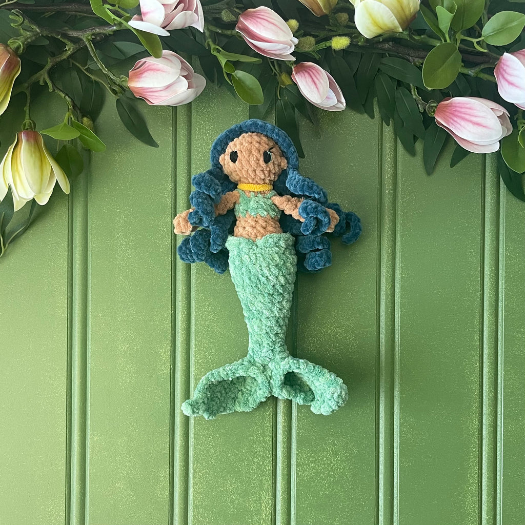 Marilyn the Mermaid - Custom Handmade Crochet Plush